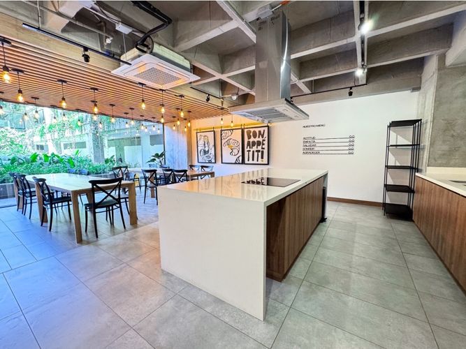 Apartamento de 1 alcoba en venta en Ciudad Del Río, Medellín, 79 m² · foto 24 de 24