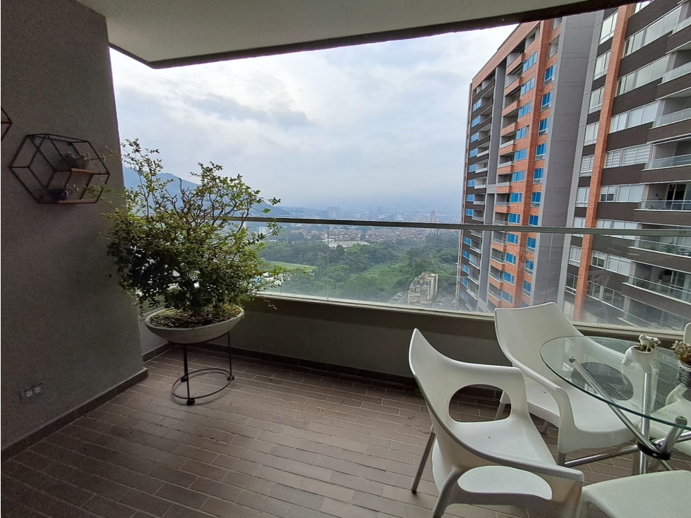 Apartamento en venta en Suramérica, Itagüí · foto 3 de 24