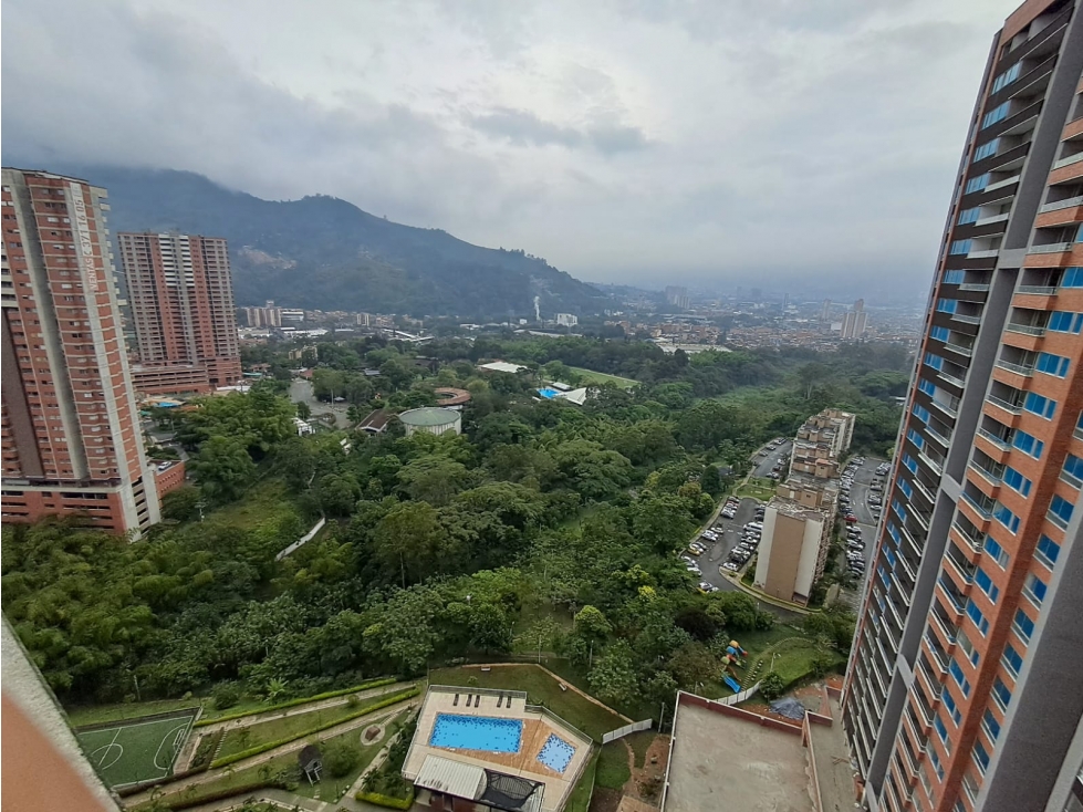 Apartamento en venta en Suramérica, Itagüí · foto 13 de 24