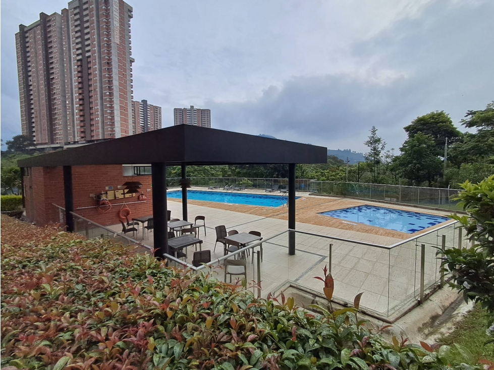 Apartamento en venta en Suramérica, Itagüí · foto 15 de 24