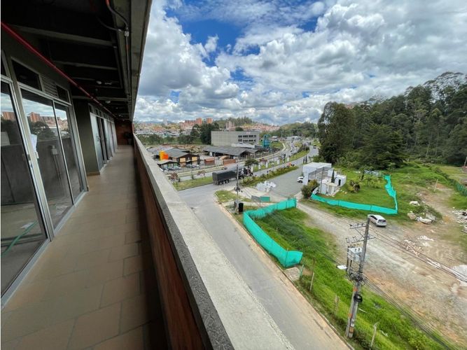 Oficina en venta en Cuatro Esquinas, Rionegro, 88 m² · foto 7 de 9