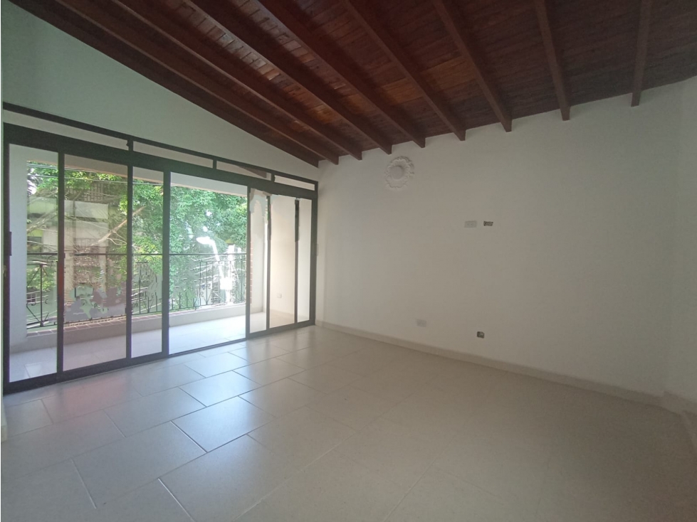 Apartment for sale in La candelaria, Medellín 2