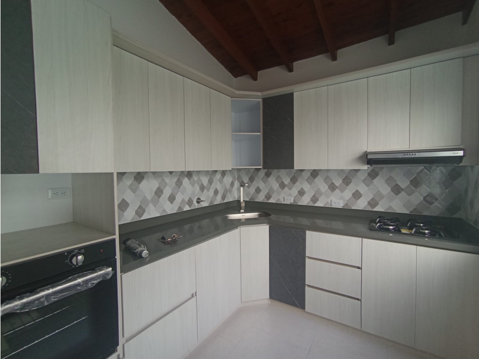 Apartment for sale in La candelaria, Medellín 5
