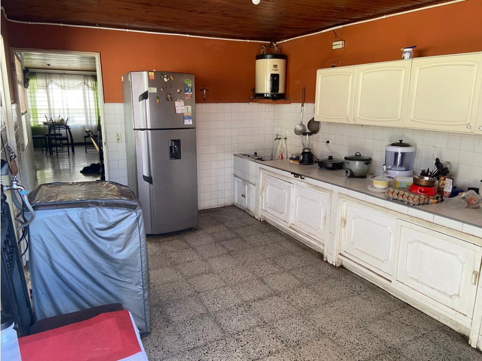 Apartamento en venta en Boston, Medellín · foto 6 de 14