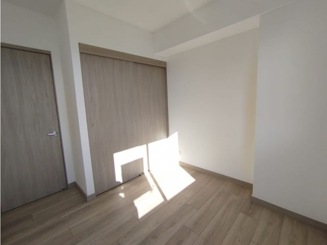 Apartamento de 3 alcobas en venta en El Porvenir, Rionegro, 77 m² · foto 8 de 13