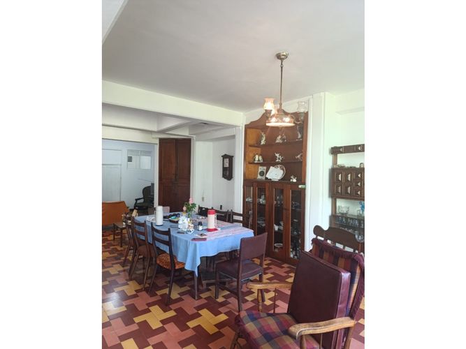 Casa de 7 alcobas en venta en Prado, Medellín, 476 m² · foto 3 de 13