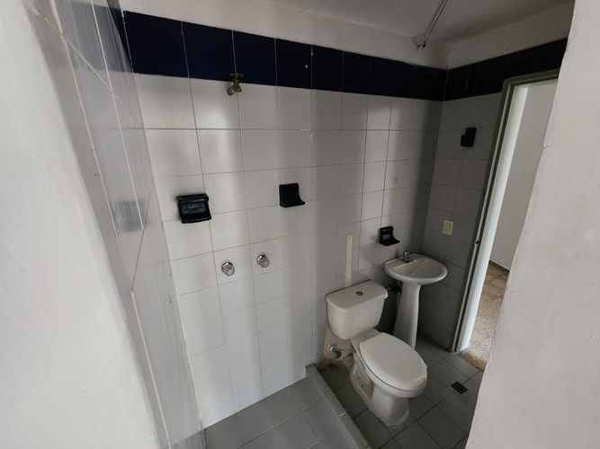 Casa de 4 alcobas en venta en Laureles, Medellín, 147 m² · foto 9 de 19
