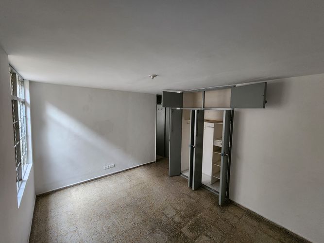 Casa de 4 alcobas en venta en Laureles, Medellín, 147 m² · foto 12 de 19