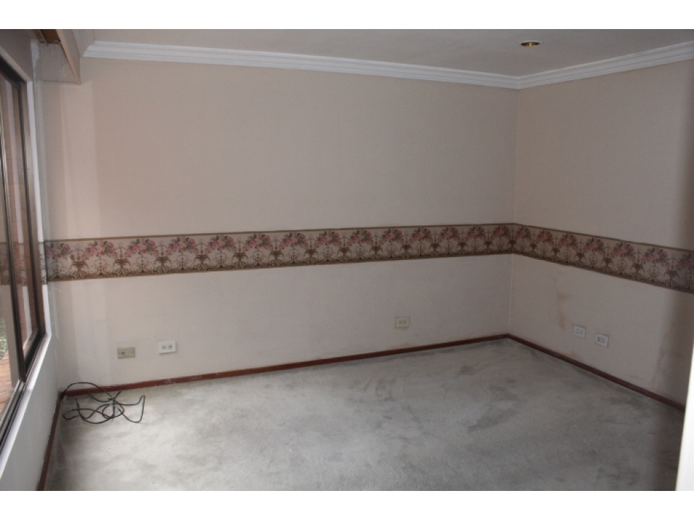 Apartamento en venta en Los Rosales, Bogotá · foto 3 de 17