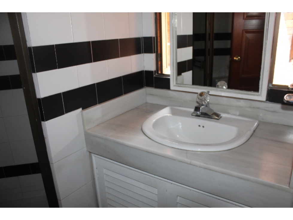 Apartamento en venta en Los Rosales, Bogotá · foto 10 de 17