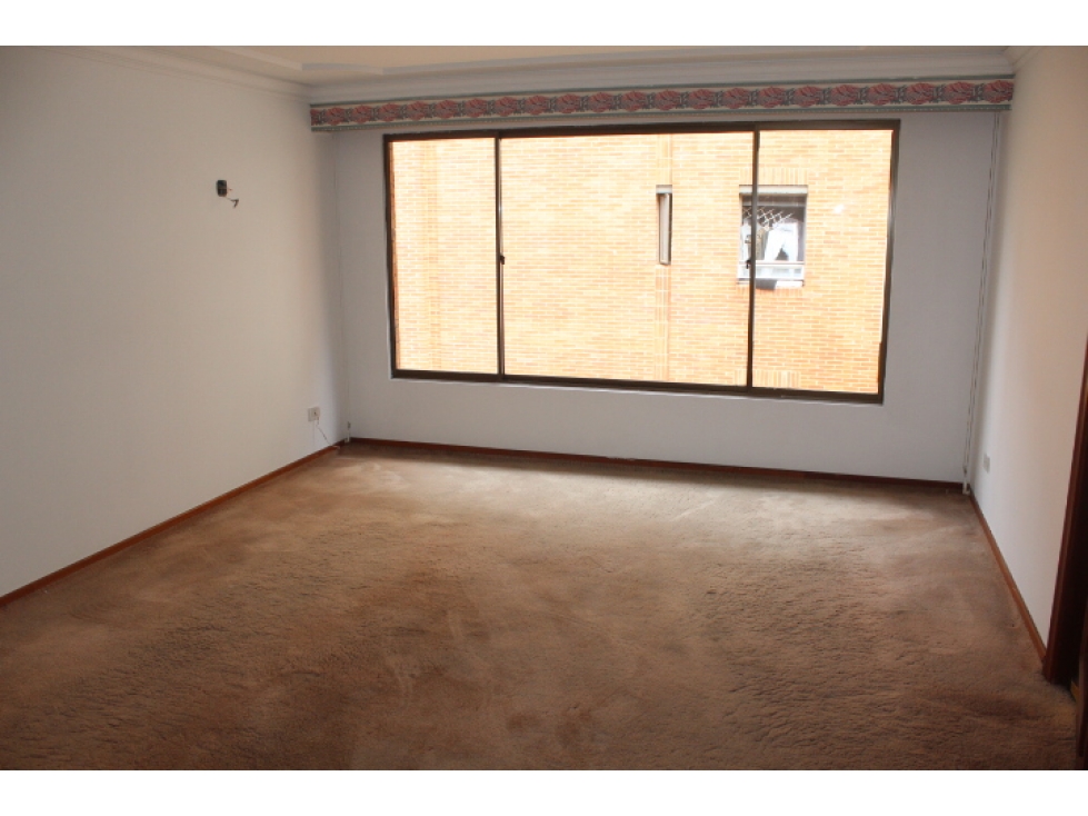 Apartamento en venta en Los Rosales, Bogotá · foto 11 de 17