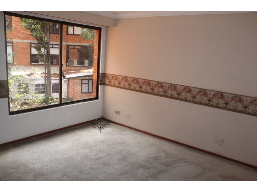 Apartamento en venta en Los Rosales, Bogotá · foto 12 de 17