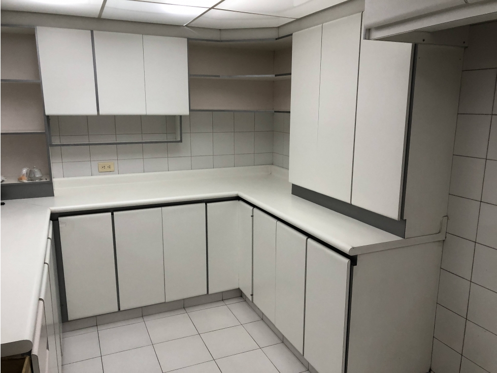 Apartamento en venta en Los Rosales, Bogotá · foto 9 de 19