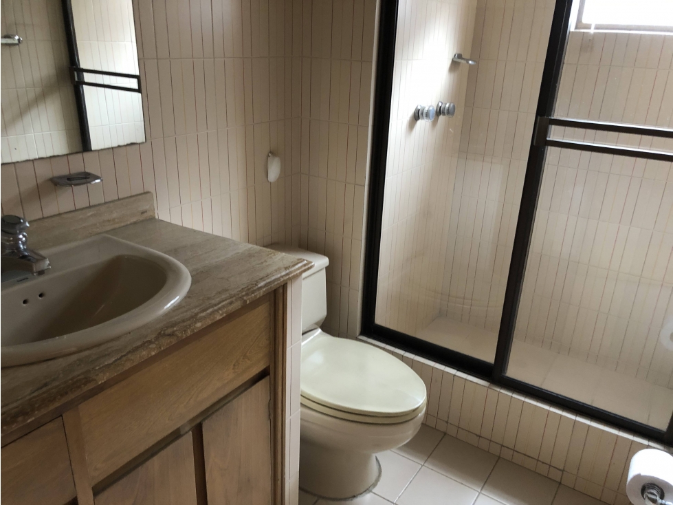 Apartamento en venta en Los Rosales, Bogotá · foto 10 de 19