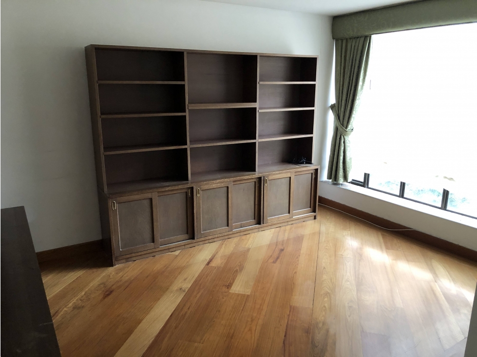Apartamento en venta en Los Rosales, Bogotá · foto 13 de 19