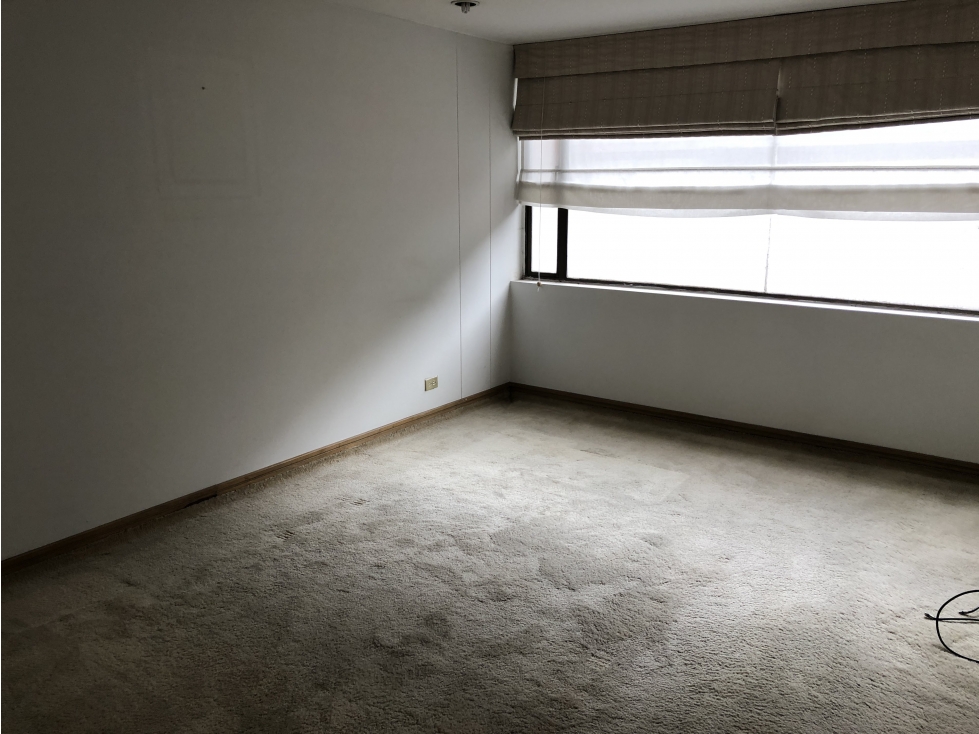 Apartamento en venta en Los Rosales, Bogotá · foto 18 de 19