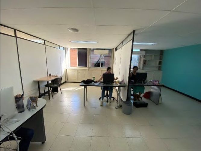 Oficina en venta en Boston, Medellín, 396 m² · foto 4 de 16