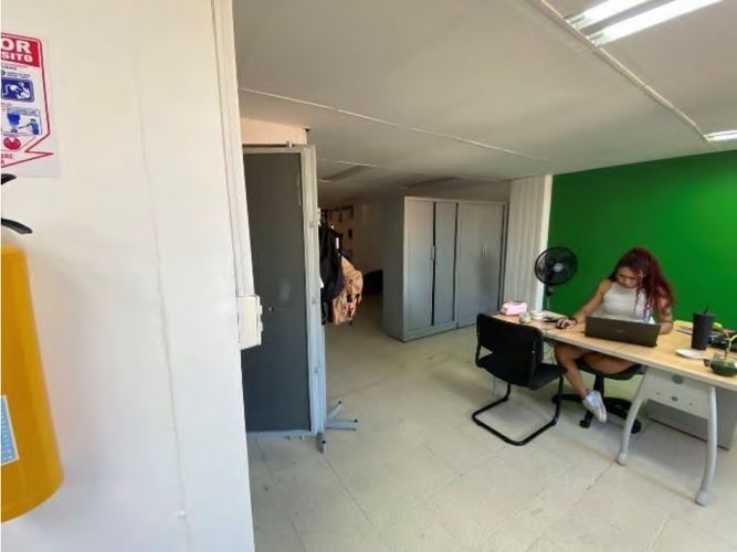 Oficina en venta en Boston, Medellín, 396 m² · foto 5 de 16