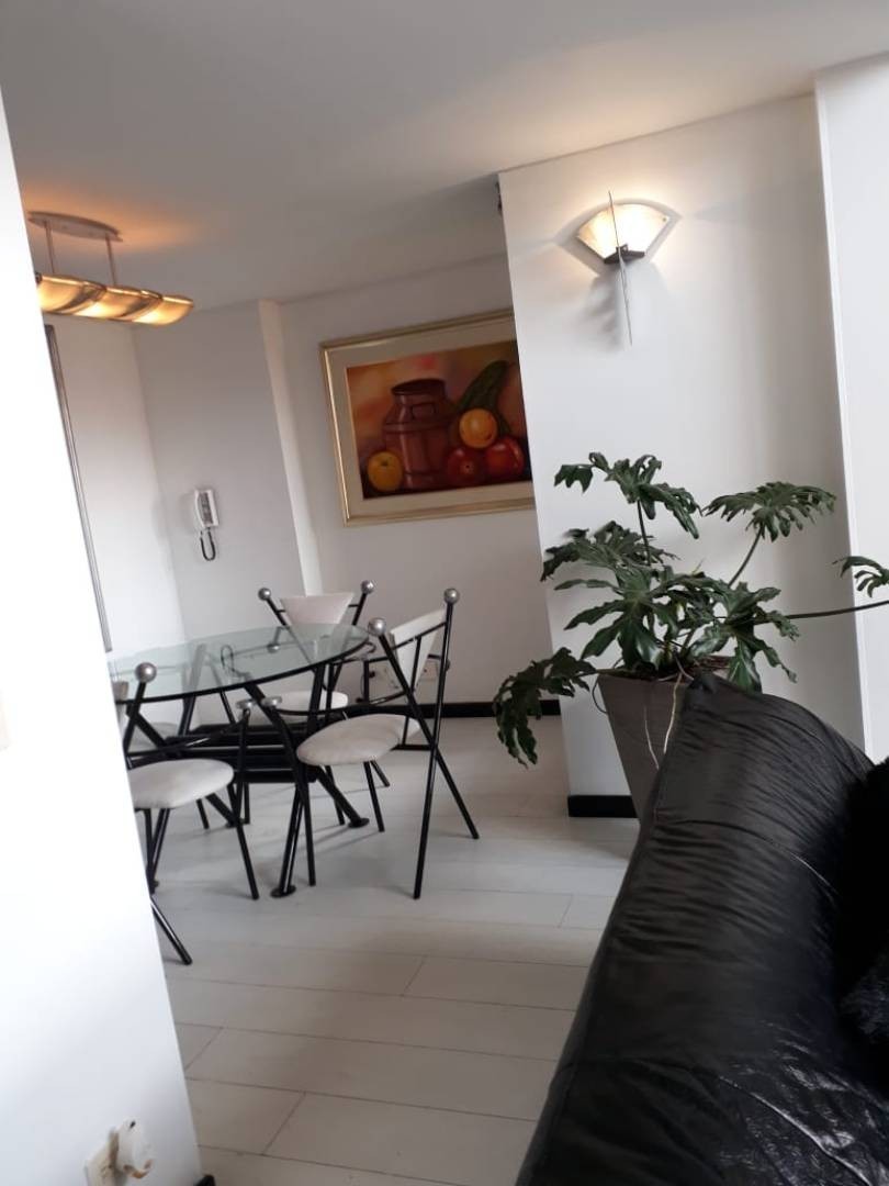 Casa en venta en Niza, Bogotá · foto 10 de 19