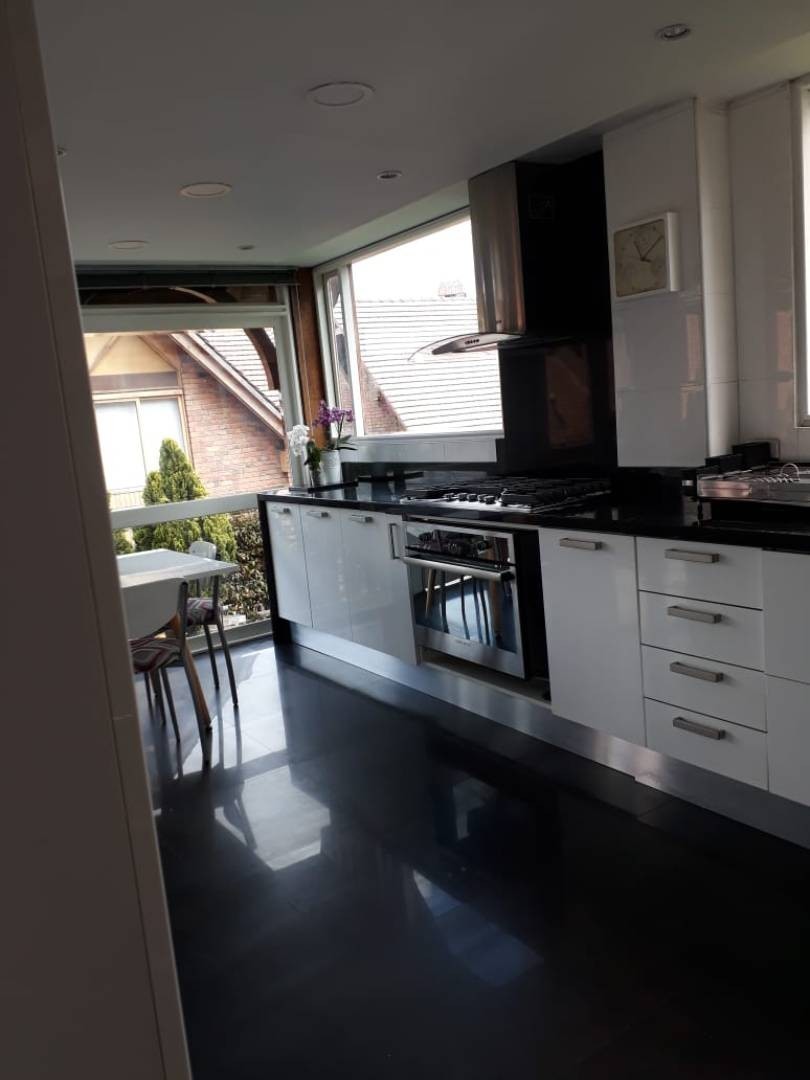Casa en venta en Niza, Bogotá · foto 11 de 19