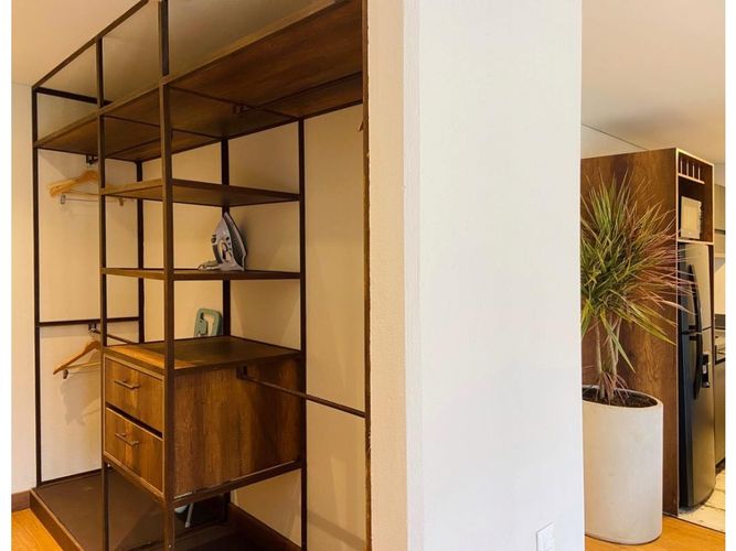 Apartaestudio en venta en La Candelaria, Bogotá, 44 m² · foto 7 de 13