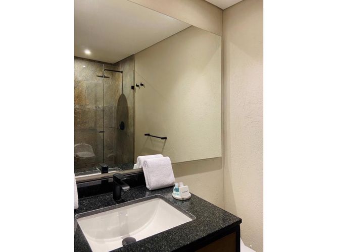 Apartaestudio en venta en La Candelaria, Bogotá, 44 m² · foto 13 de 13