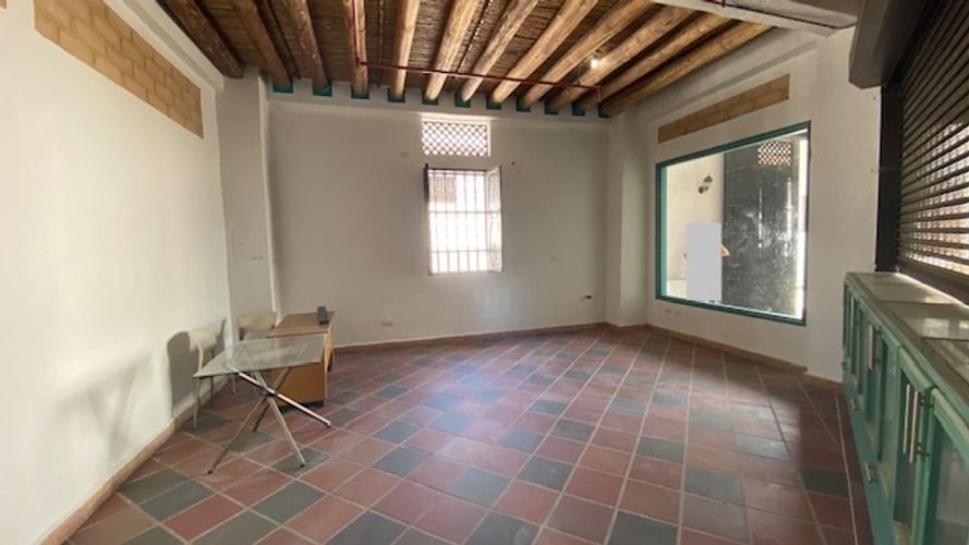Local en venta en Quintas Del Llanito, Girón, 39 m² · foto 3 de 20