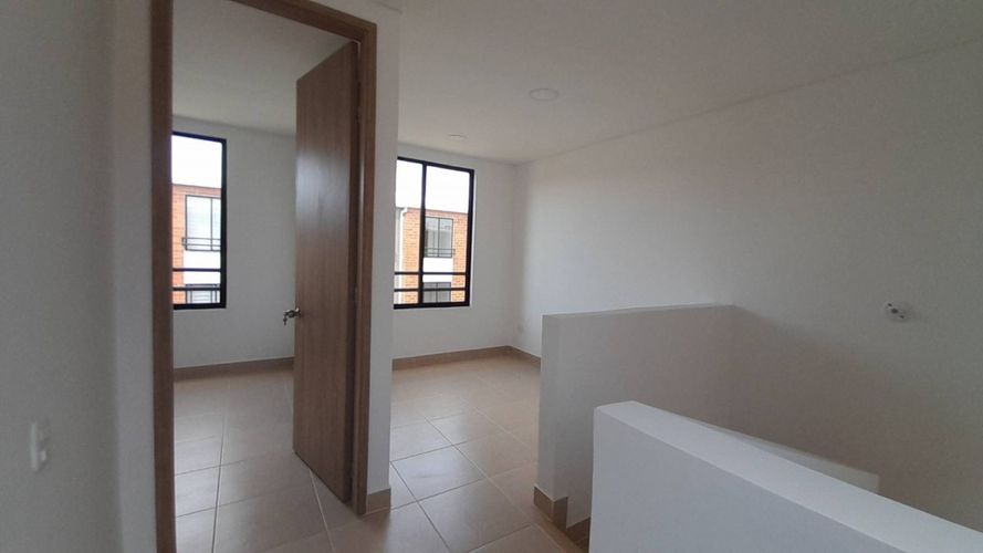 Casa de 3 alcobas en venta en Riveras Del Rosario, Jamundí, 80 m² · foto 22 de 24