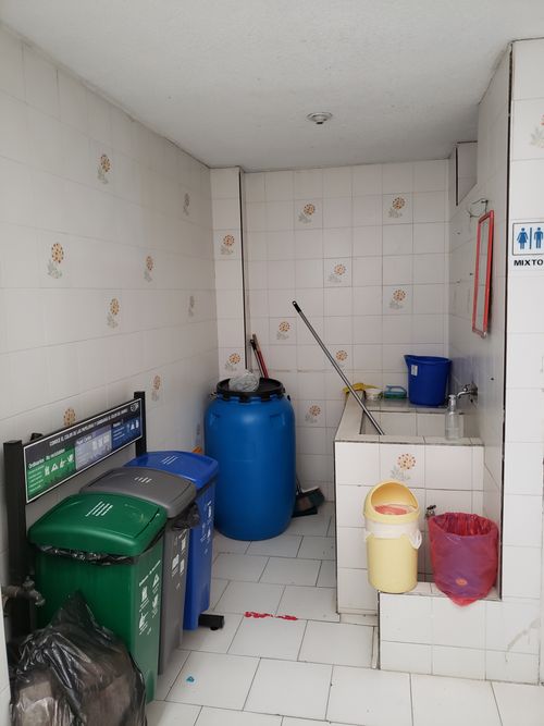 Casa de 19 alcobas en venta en Bretaña, Cali, 250 m² · foto 16 de 24