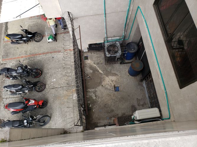 Casa de 19 alcobas en venta en Bretaña, Cali, 250 m² · foto 17 de 24