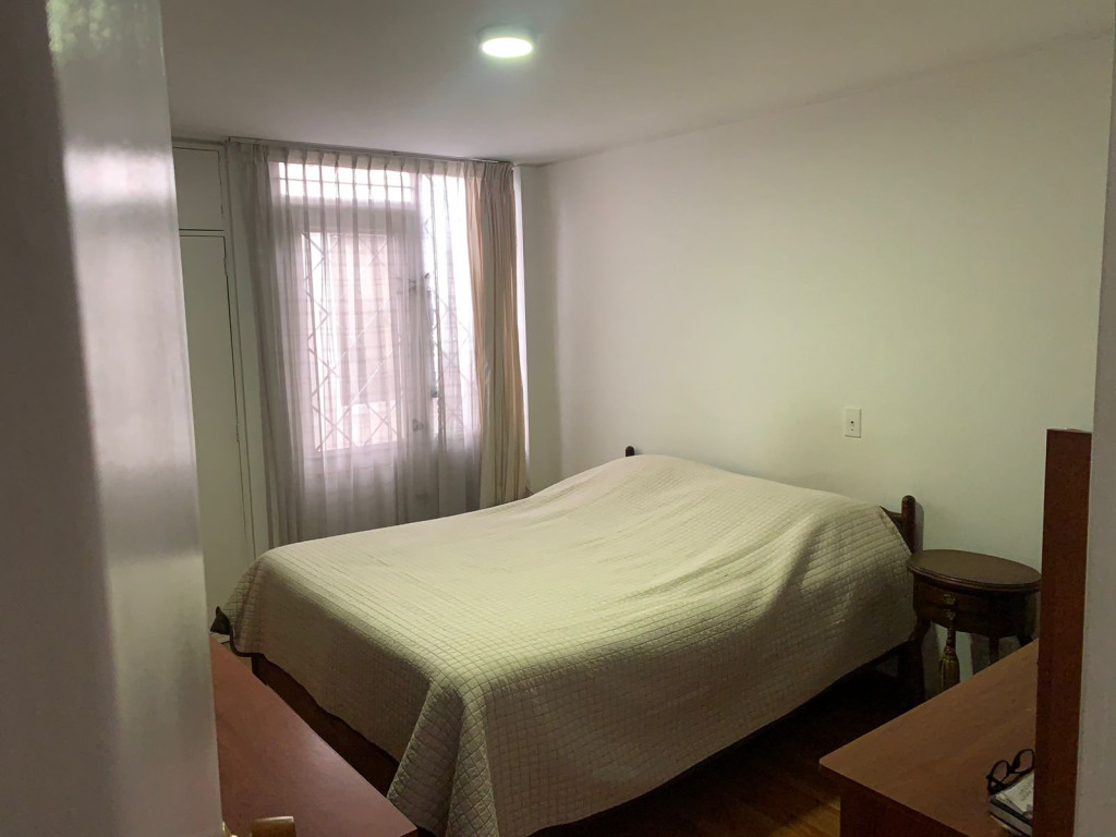 Apartamento en venta en Santa Barbara Central, Bogotá · foto 5 de 8