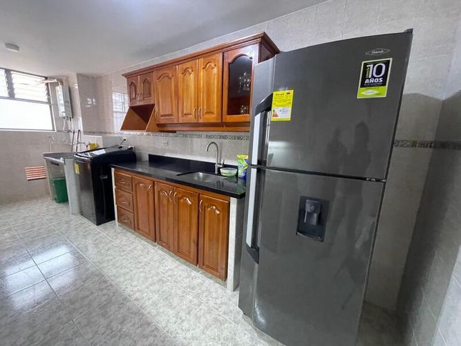 Apartamento de 2 alcobas en arriendo en Las Acacias, Medellín, 105 m² · foto 4 de 13