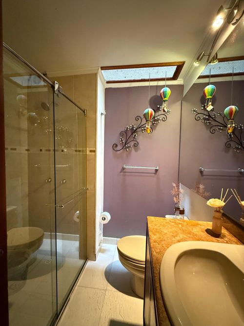 Apartamento de 3 alcobas en venta en Santa Barbara Central, Bogotá, 170 m² · foto 11 de 23