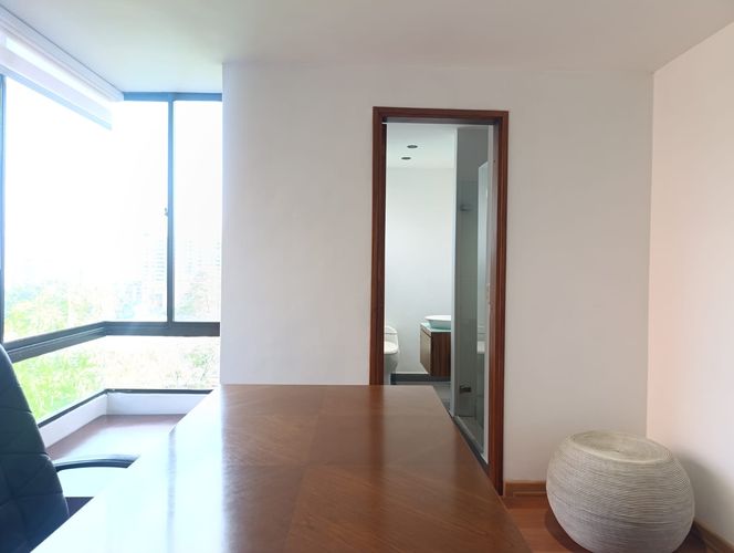 Apartamento de 4 alcobas en venta en El Poblado, Medellín, 212 m² · foto 12 de 18