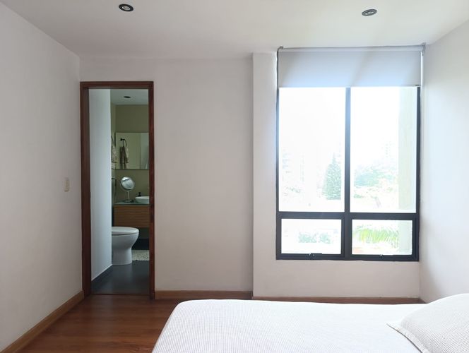 Apartamento de 4 alcobas en venta en El Poblado, Medellín, 212 m² · foto 13 de 18