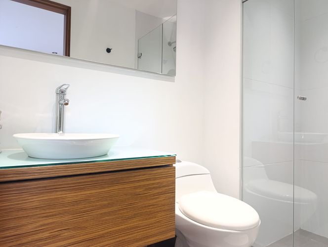 Apartamento de 4 alcobas en venta en El Poblado, Medellín, 212 m² · foto 15 de 18