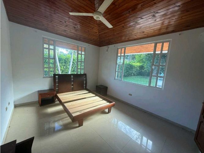 Casa de 4 alcobas en venta en Miraflores, Girardot, 350 m² · foto 11 de 20
