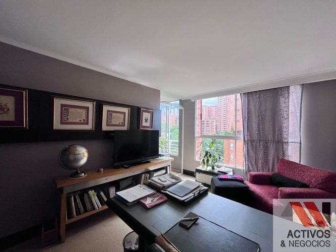 Apartamento de 4 alcobas en venta en La Florida, Medellín, 155 m² · foto 5 de 24