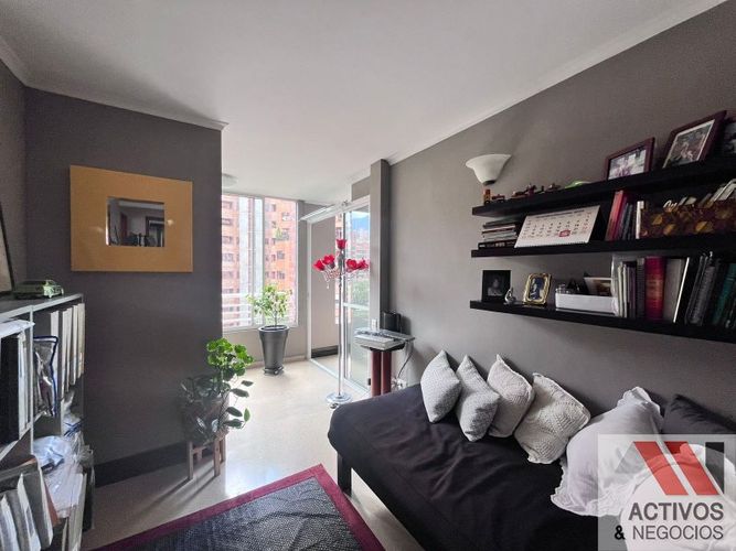 Apartamento de 4 alcobas en venta en La Florida, Medellín, 155 m² · foto 7 de 24