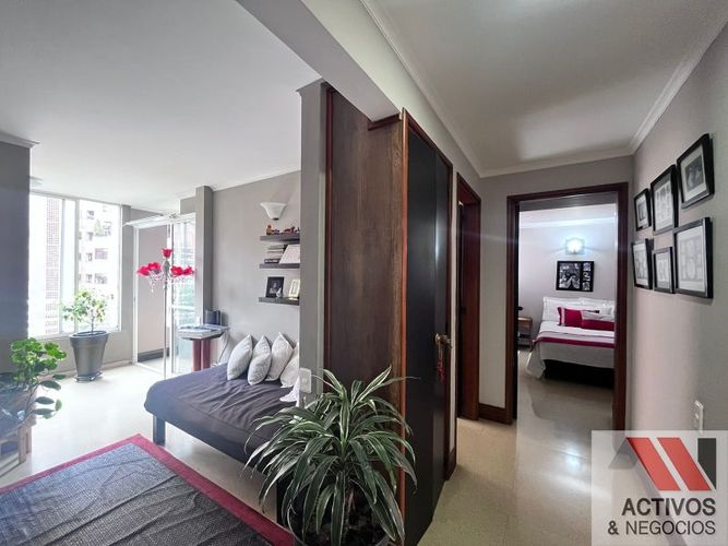 Apartamento de 4 alcobas en venta en La Florida, Medellín, 155 m² · foto 8 de 24