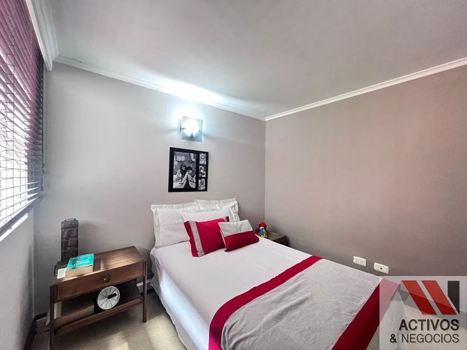 Apartamento de 4 alcobas en venta en La Florida, Medellín, 155 m² · foto 10 de 24