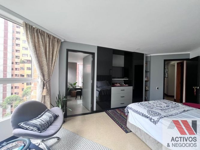 Apartamento de 4 alcobas en venta en La Florida, Medellín, 155 m² · foto 21 de 24