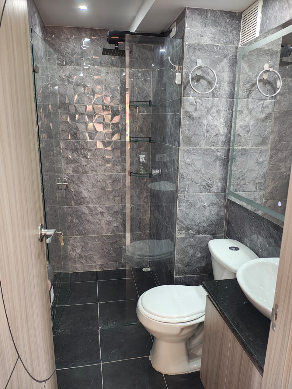 Apartamento en venta en Ricaurte, Bogotá · foto 6 de 17