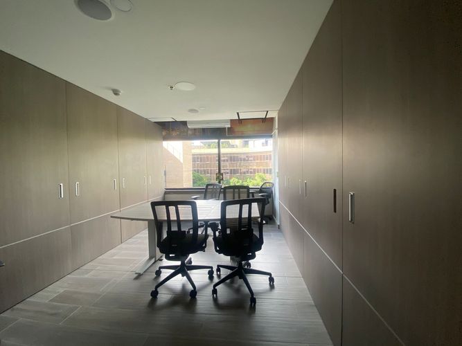 Oficina en arriendo en El Poblado, Medellín, 500 m² · foto 2 de 12