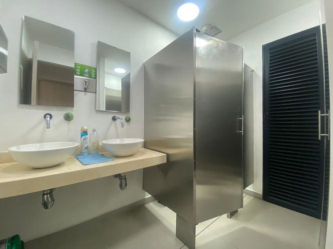 Oficina en arriendo en El Poblado, Medellín, 500 m² · foto 6 de 12