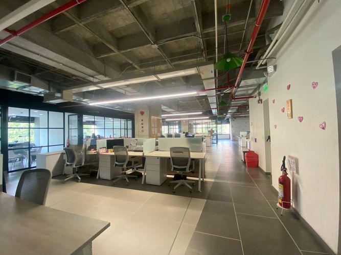 Oficina en arriendo en El Poblado, Medellín, 500 m² · foto 5 de 12