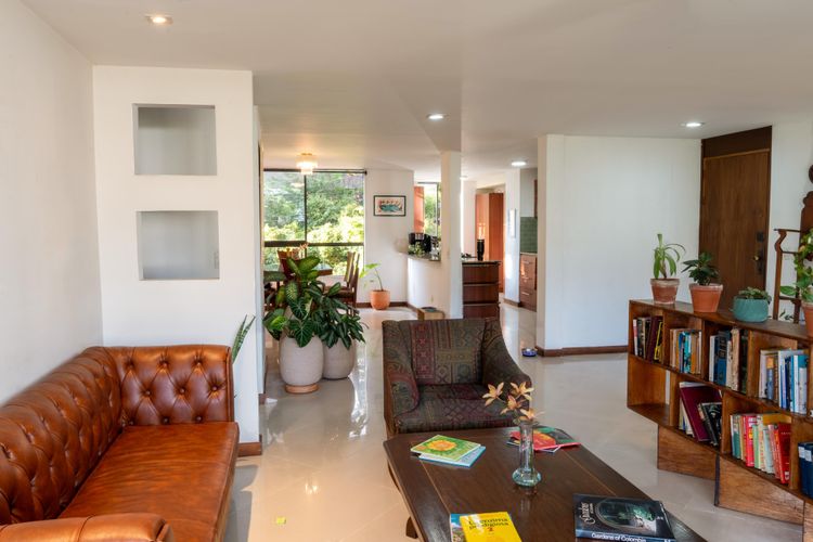 Apartamento de 3 alcobas en arriendo en El Poblado, Medellín, 170 m² · foto 6 de 9