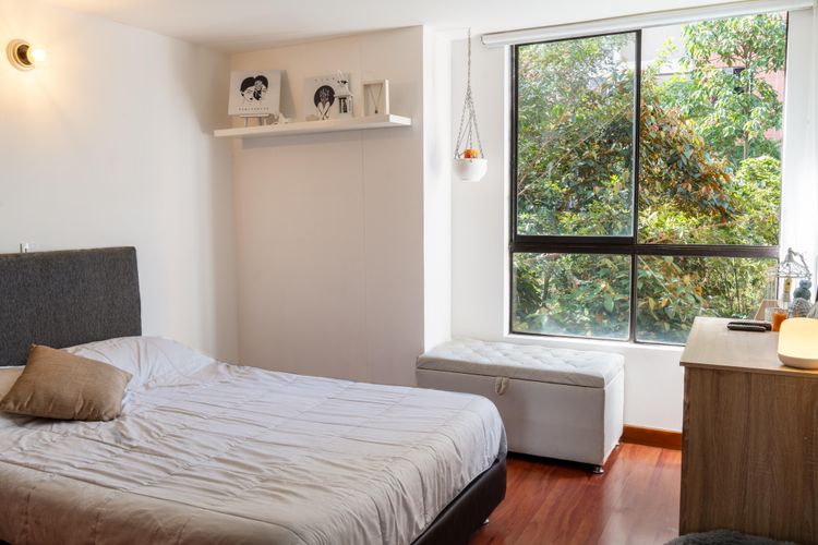 Apartamento de 3 alcobas en arriendo en El Poblado, Medellín, 170 m² · foto 7 de 9
