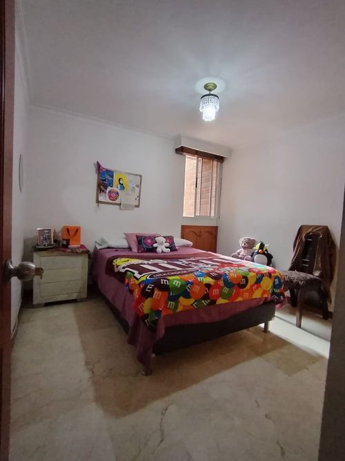 Apartamento de 5 alcobas en venta en Laureles, Medellín, 112 m² · foto 13 de 24