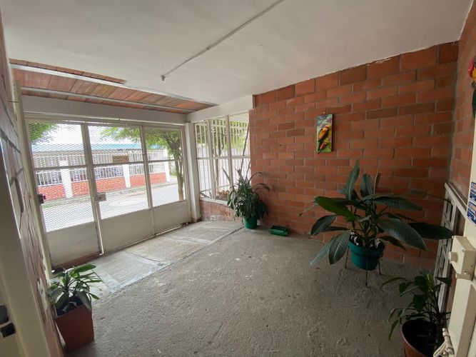 Casa de 3 alcobas en venta en Villagorgona, Candelaria, 97 m² · foto 3 de 17